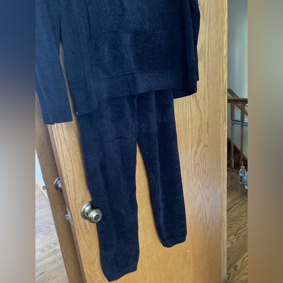 Barefoot Dreams Black Two Piece Set Hoodie 1X Small Jogger Pants Ultra Lite - Picture 14 of 14